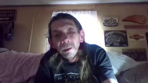 Snapshot of indianabob1 chatting on 03-14-26, 03:17 indianabob1 online show from 03-14-26, 03:17