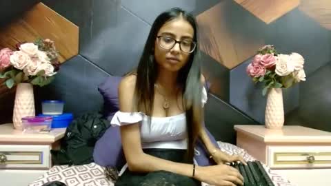 Snapshot of indianarmani chatting on 01-24-25, 01:36 Armani online show from 01-24-25, 01:36