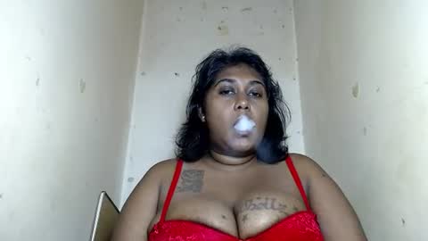 Snapshot of indiancoco chatting on 06-25-26, 06:45 candice online show from 06-25-26, 06:45