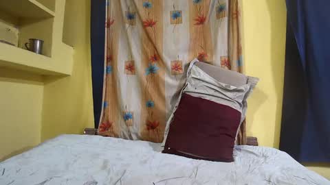 Snapshot of indiancumking chatting on 12-20-24, 02:27 inindiancumking online show from 12-20-24, 02:27