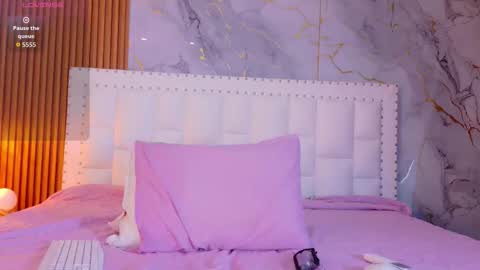 LITTLE AINHOA  online show from 03-02-26, 09:32