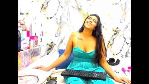 Snapshot of indiandesire4u69 chatting on 04-30-26, 11:27 Lia online show from 04-30-26, 11:27