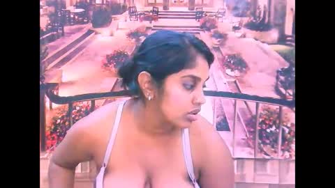 Snapshot of indiandiva27 chatting on 02-16-26, 07:04 indiandiva27 online show from 02-16-26, 07:04