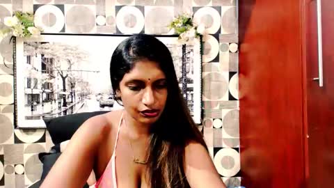 indianhoneyx online show from 03-21-26, 08:19