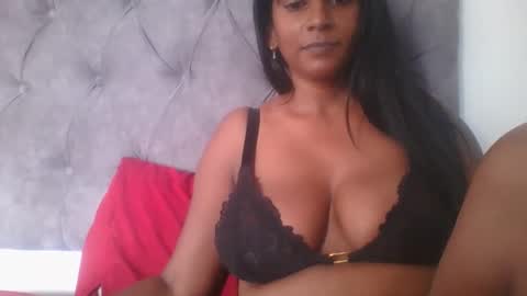 Snapshot of indianjasmin chatting on 12-09-24, 10:00 priya online show from 12-09-24, 10:00
