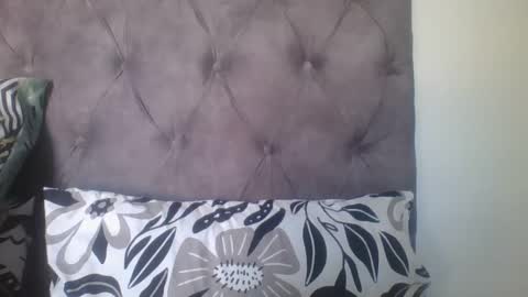 Snapshot of indianjasmin chatting on 01-14-25, 05:51 priya online show from 01-14-25, 05:51