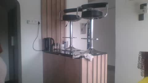 Snapshot of indianjasmin chatting on 02-19-25, 11:28 priya online show from 02-19-25, 11:28