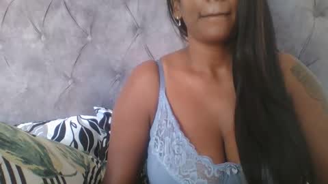 Snapshot of indianjasmin chatting on 02-27-25, 06:29 priya online show from 02-27-25, 06:29