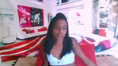 Snapshot of indianlovebug chatting on 01-08-25, 08:49 Leah online show from 01-08-25, 08:49