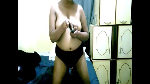 indianpleasures21 online show from 06-06-26, 11:42