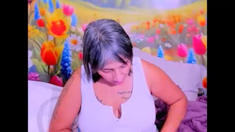 indianroxy27 online show from 04-01-26, 07:31