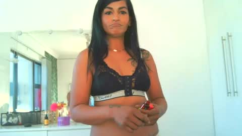 Snapshot of indiansavage1 chatting on 06-19-26, 05:45 rani online show from 06-19-26, 05:45