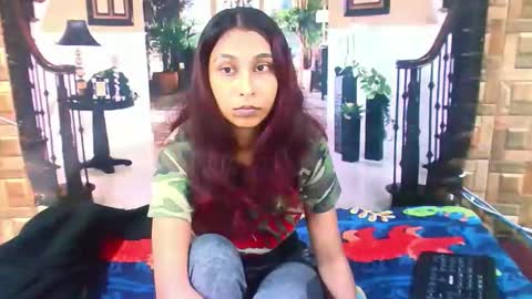 indiansexybutt4u2luv online show from 05-14-26, 05:47