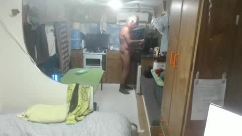 indieapenut online show from 03-09-26, 06:56