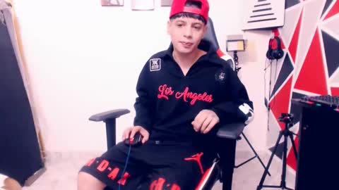 matias online show from 12-16-25, 06:13