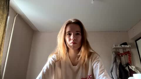 Snapshot of inespacheco chatting on 06-10-26, 01:43 Sofia online show from 06-10-26, 01:43