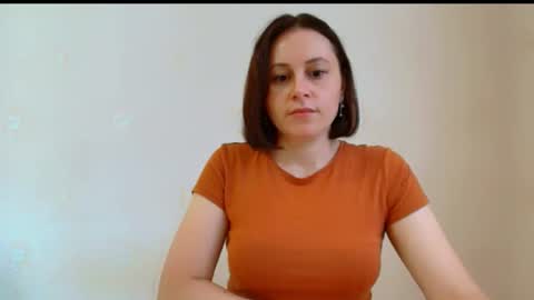 Snapshot of inessa_beauty chatting on 06-20-26, 06:49 Inessa online show from 06-20-26, 06:49