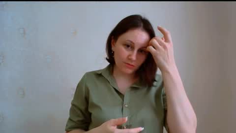 Snapshot of inessa_beauty chatting on 06-29-26, 10:48 Inessa online show from 06-29-26, 10:48