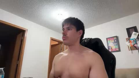 Lucas online show from 04-12-26, 03:33