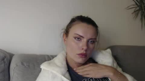 Sweet girl online show from 12-22-24, 10:36