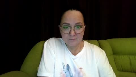 Snapshot of infinity_loveliness chatting on 06-18-26, 09:14 Infinity online show from 06-18-26, 09:14