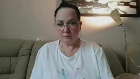 Snapshot of infinity_loveliness chatting on 06-24-26, 06:56 Infinity online show from 06-24-26, 06:56