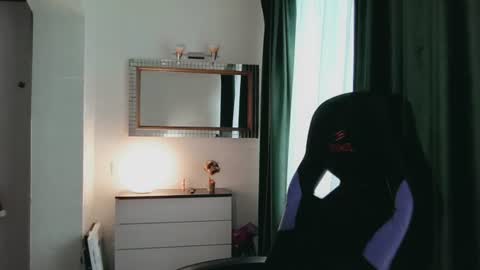 Snapshot of infinity_loveliness chatting on 07-15-26, 06:51 Infinity online show from 07-15-26, 06:51