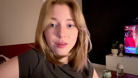 Snapshot of infinitysoul_ chatting on 02-04-25, 09:31 Alexa..  Inst     Fansly infinitysoul  online show from 02-04-25, 09:31