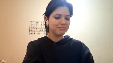 Snapshot of ingeborgfinke chatting on 03-04-26, 01:06 Mia online show from 03-04-26, 01:06