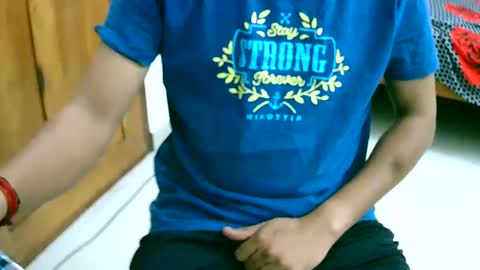 Snapshot of ingloriousuncut chatting on 12-27-24, 02:33 Inglorious Hairy Uncut online show from 12-27-24, 02:33