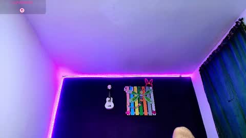 Ingrid Zese online show from 02-23-26, 06:49