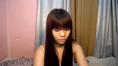 Snapshot of innocent_lover_ziaxx chatting on 06-20-26, 05:16 your zia online show from 06-20-26, 05:16