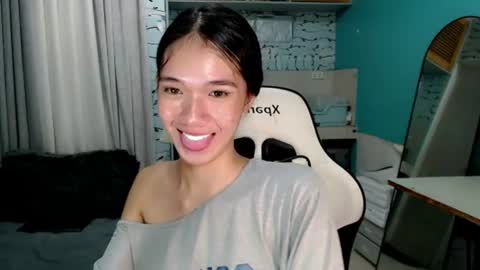 Snapshot of innocent_reign69 chatting on 06-09-26, 08:09 Reign online show from 06-09-26, 08:09