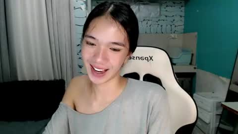 Snapshot of innocent_reign69 chatting on 06-18-26, 11:31 Reign online show from 06-18-26, 11:31