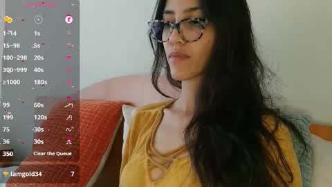 Snapshot of innocentlatiina chatting on 12-05-24, 10:34 Laroa online show from 12-05-24, 10:34