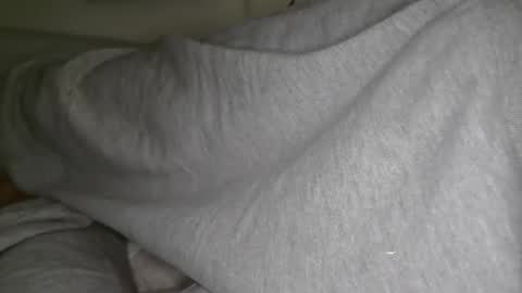 Snapshot of instructor22 chatting on 01-17-26, 10:57 instructor22 online show from 01-17-26, 10:57