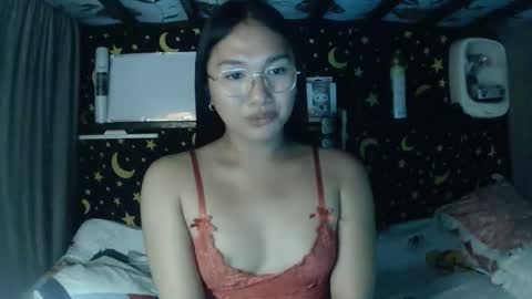 MAXINE online show from 04-29-26, 05:22