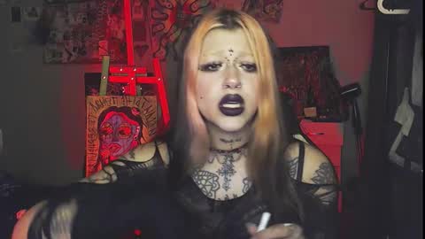 Insunnity666 online show from 11-20-25, 08:41