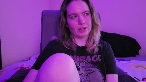 Faye online show from 11-04-25, 07:18