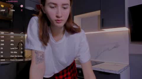 Bernadette  Join  online show from 12-13-24, 08:09