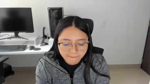 Iris 3 online show from 10-08-25, 02:04