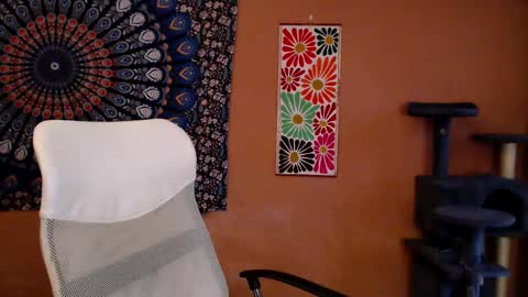 Snapshot of intimatetales chatting on 03-11-25, 05:02 Africa online show from 03-11-25, 05:02