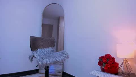 Snapshot of intime_zone chatting on 07-05-26, 08:38 Pantyhose Queen online show from 07-05-26, 08:38