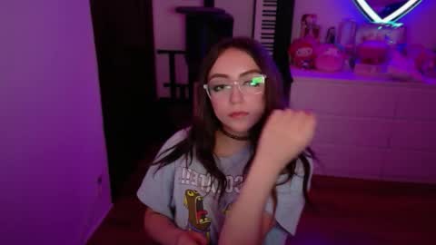 invisibledollx online show from 05-16-26, 04:53