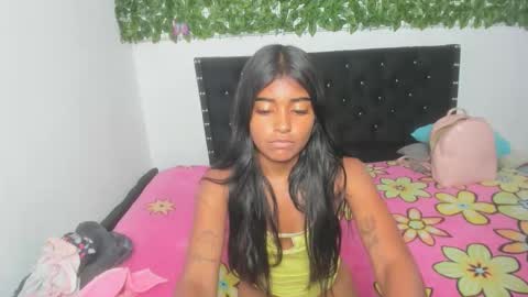 Snapshot of irene_hot10 chatting on 10-15-25, 02:17 irene_hot10 online show from 10-15-25, 02:17