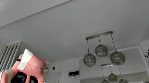 Ir s room online show from 10-22-25, 04:35