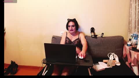 IrenmodelTrans online show from 11-25-25, 05:24