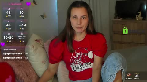 Snapshot of irina_05 chatting on 12-23-24, 10:23 IRINA online show from 12-23-24, 10:23