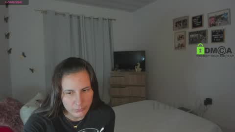 Snapshot of irina_05 chatting on 01-14-25, 01:47 IRINA online show from 01-14-25, 01:47