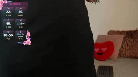 Snapshot of irina_05 chatting on 10-17-25, 10:34 IRINA online show from 10-17-25, 10:34